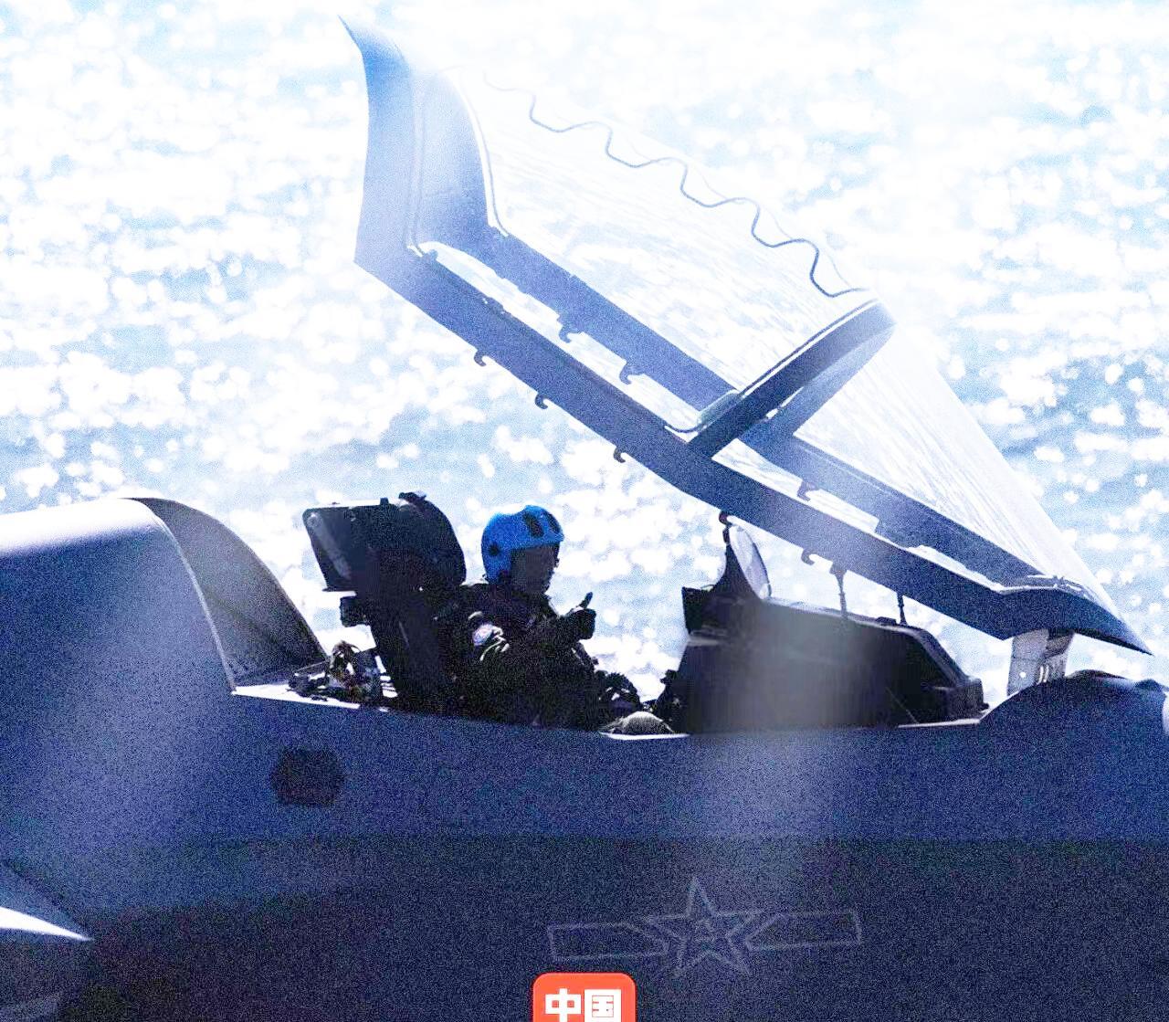 空警600预警机在福建号上弹射起飞和着舰！终于在2025年9月22日，看到中国海