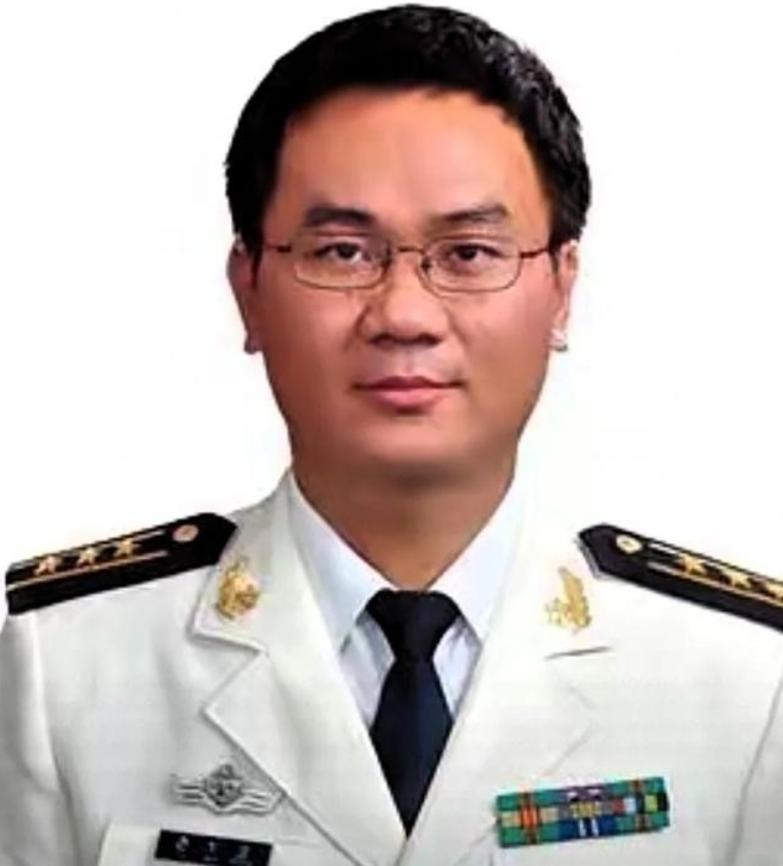 后继有人，国之栋梁！中国海军连传两个好消息！2025年11月的中国海军，好事一