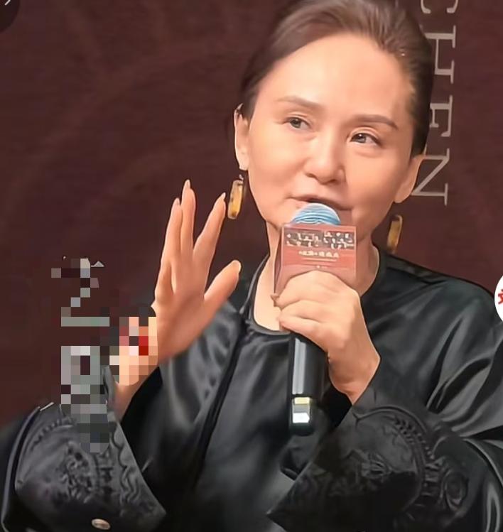 秦腔名旦李梅说：“我看到苟存忠的那场吐火，在舞台上死去的时候，我在家嚎啕痛哭，后