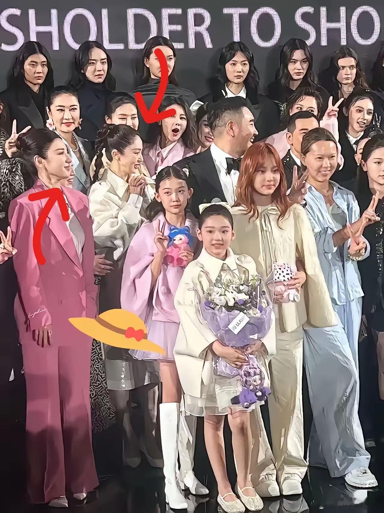 我有预感，黄奕要跟董璇绝交了，因为昨天董璇和自己女儿走秀，但是自己的女儿也想出道