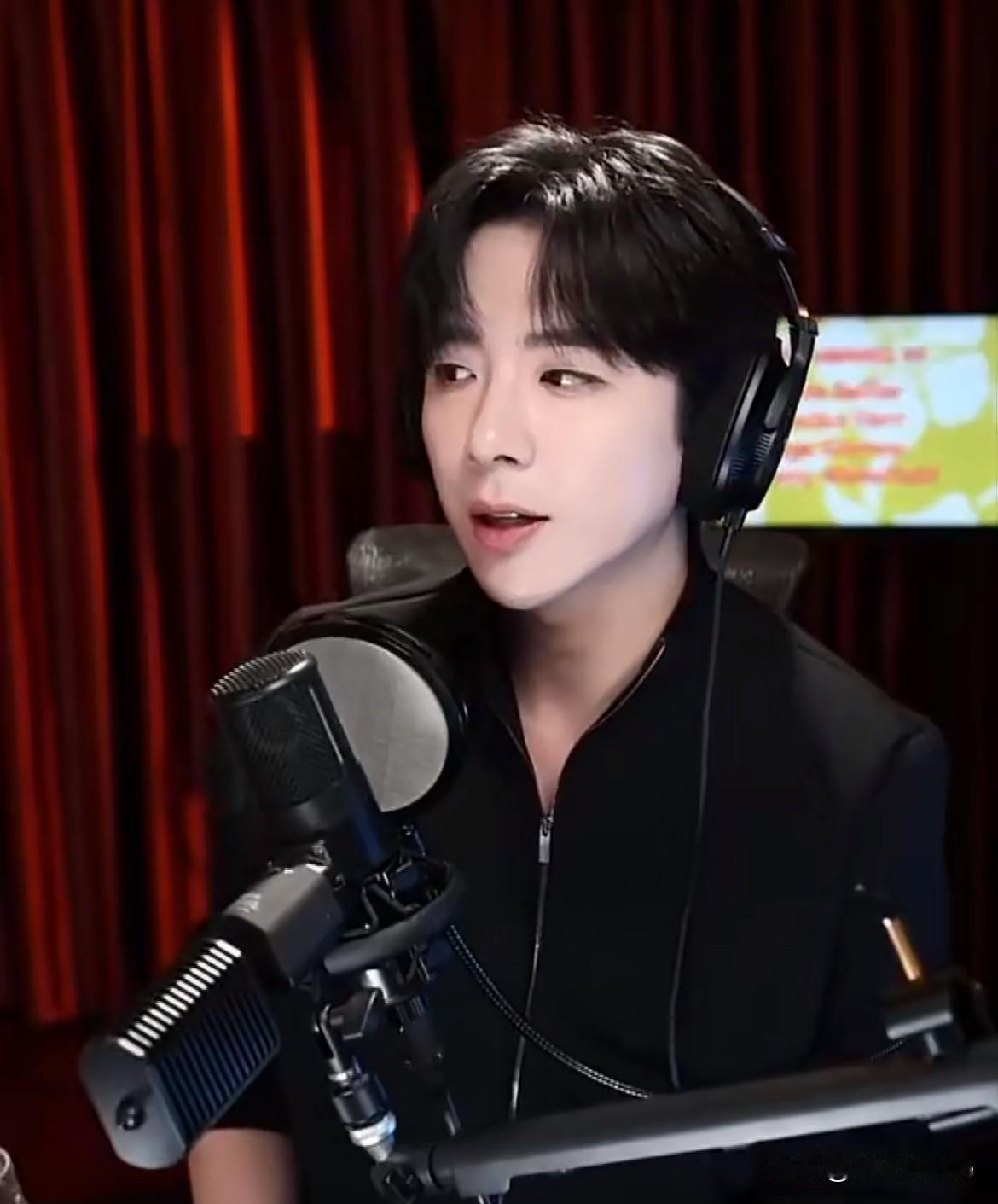 12月27日，刘宇宁不愧是人间清醒！直播否认一年多不进组是因咖位上升要争一番，