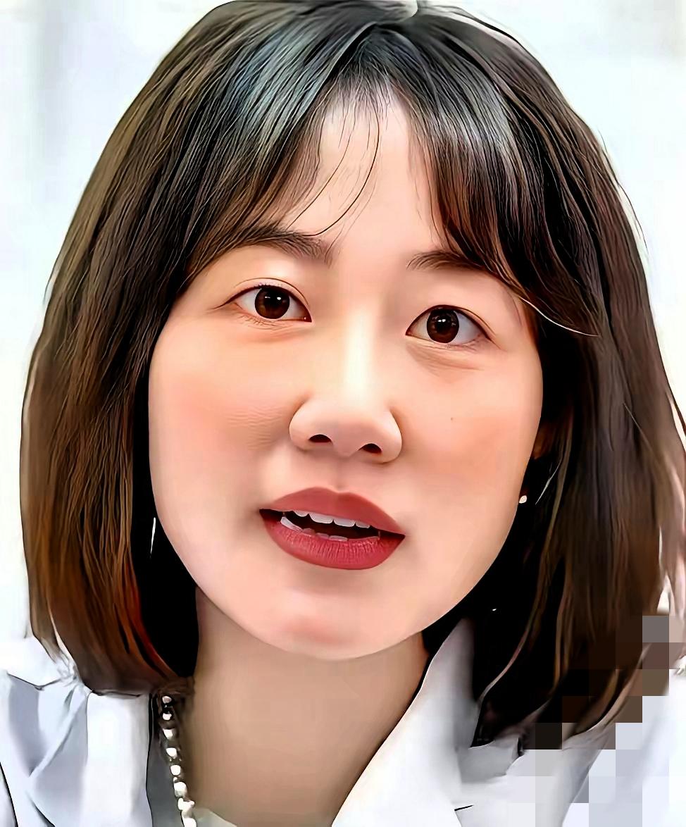 曾医生的遭遇，真的让人忍不住唏嘘！第一段婚姻散场，成了单亲妈妈，她至今想不