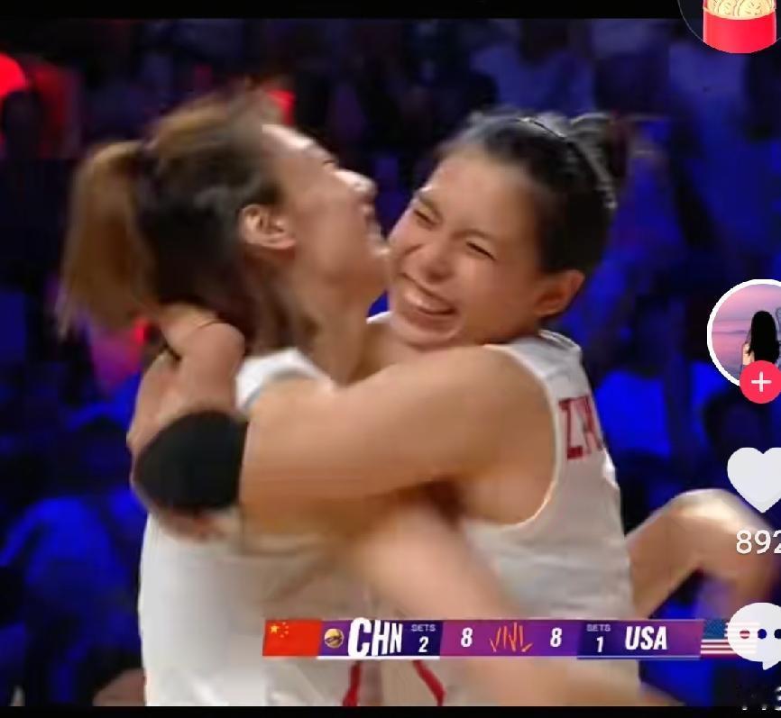打美国女排最精彩一幕中国女排和美国1/4决赛的五局大战，是中国女排打