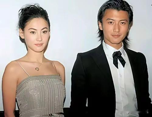 谢霆锋为啥最终选了王菲？真相扎心了！张柏芝美，王菲也美，但过日子靠的不是脸。