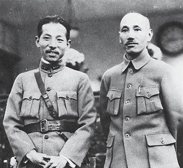 1929年1月10日，6名侍卫冲进老虎厅对着杨宇霆和常荫槐就砰砰开了几枪，临死前