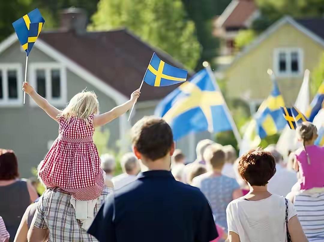 坚持对华抹黑，85%民众痛斥中国，瑞典为何如此反华？这个诺贝尔故乡、曾以中立福祉