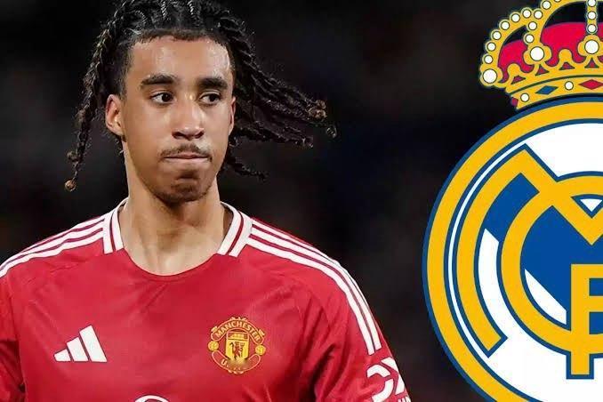 约罗要是在西甲，妥妥的已经是绝对主力和后防大腿了。只能说英超对抗和节奏太残酷