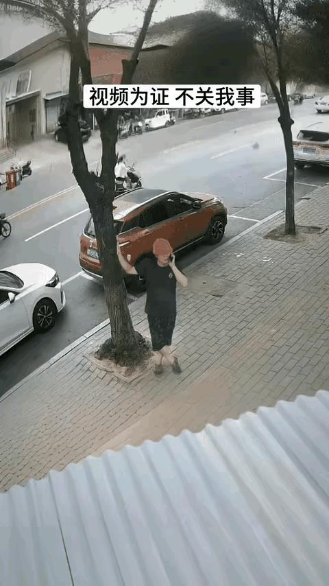 小时候我的师傅就曾教过我这一招，可惜自己的功力不够使出来没有威力，没想到今天终于