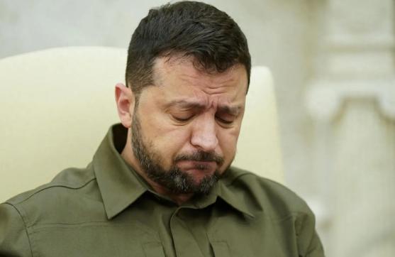 致命的一击终于落下！在乌克兰满目伤痕之际，北约撕下“盟友”的虚伪面具！一句“从未