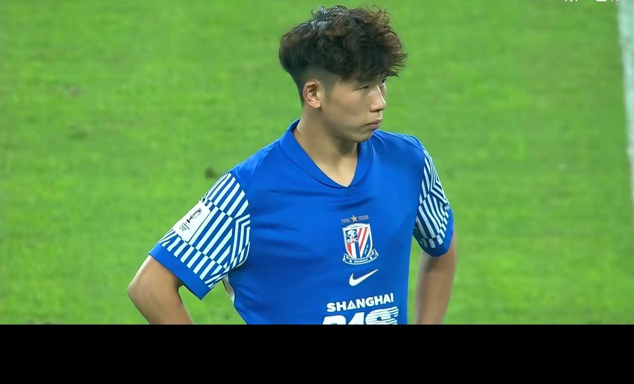 申花亚冠2：0韩国首尔，惊现三大发现：1.刘诚宇开始进步了，面对韩国敢于身体对