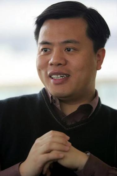 31岁登顶中国首富、纪录至今无人打破的陈天桥，淡出公众视野十几年后，用一笔2.2