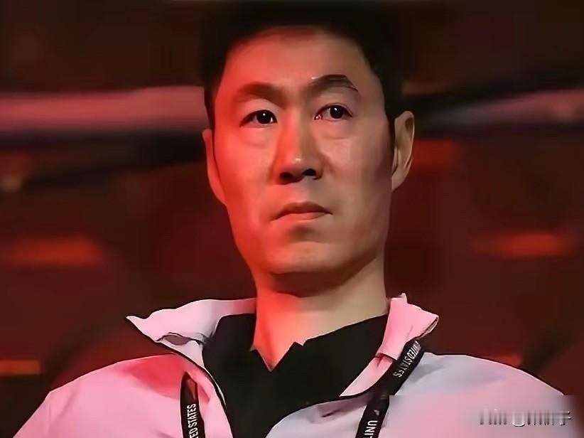 WTT新主席怒了，王励勤却直接掀了桌子。澳门冠军赛开打在即，女乒世一世二缺席