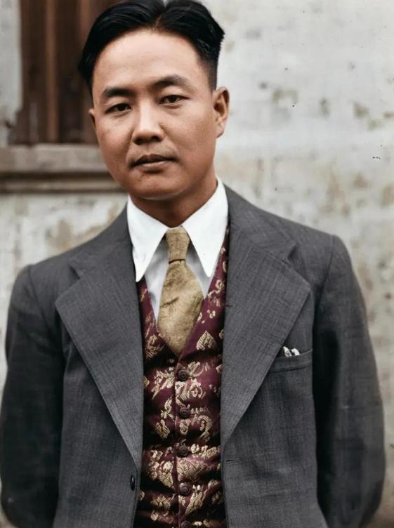 1943年，李士群被日军毒杀后，其妻子叶吉卿大闹日本司令部要讨个说法。这时一名日