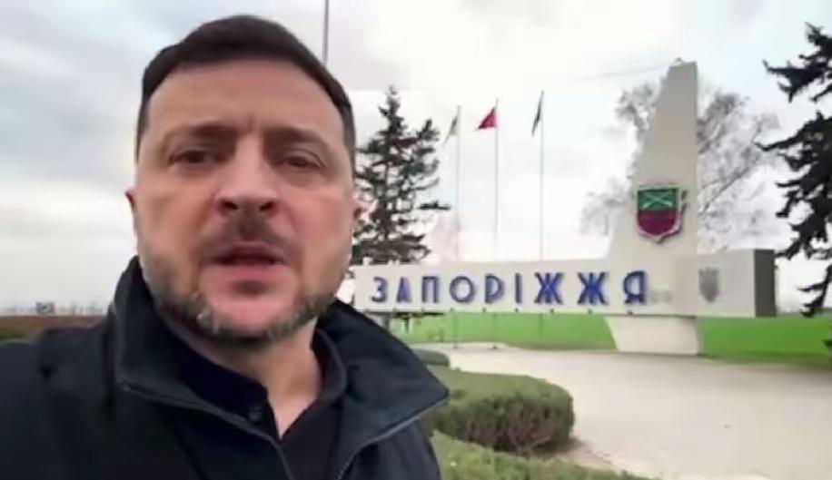 【通敌】继打卡赫尔松市后，乌克兰总统泽连斯基此次前线之行来到了扎波罗热市，还在