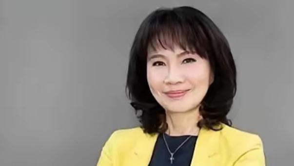 陈凤馨可以接任尹乃菁的职位，也就是说只有陈凤馨坐上国民党文传会主委这个位置，才是