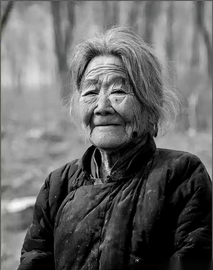 娘就在眼前，他却撒谎说：大娘，我在延安见过你儿子，他很好。就这一句话，我当场就
