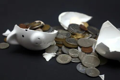水贝黄金赌局: “买跌”反遇金价暴涨, 有人亏到只剩100元
