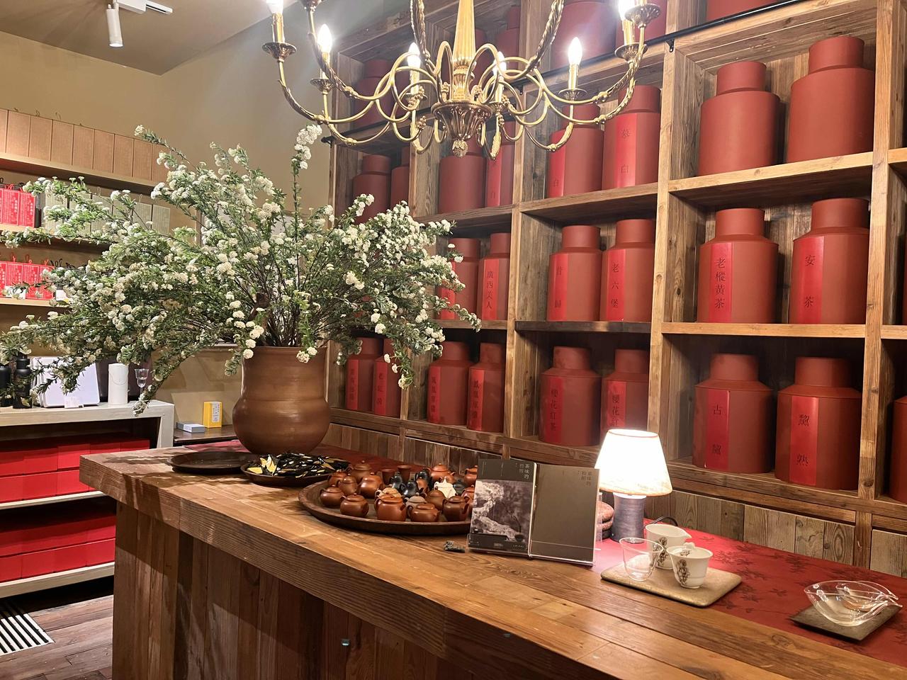 如果现在告诉你放3000元，25年后可以拿到将近100万、这3000元你能放的住