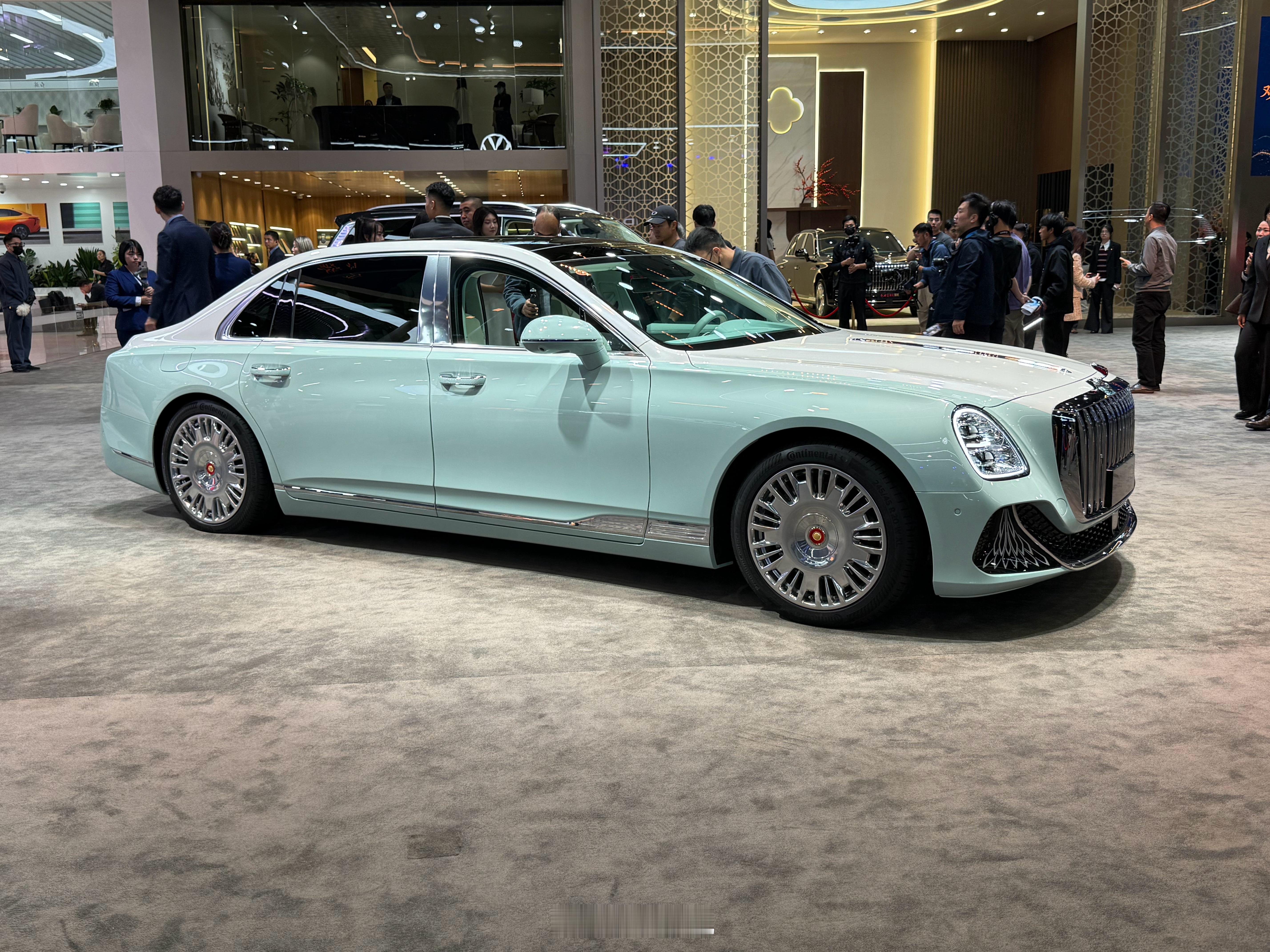 让我想起了那句经典的电影台词“这大轿子，Beautiful啊”