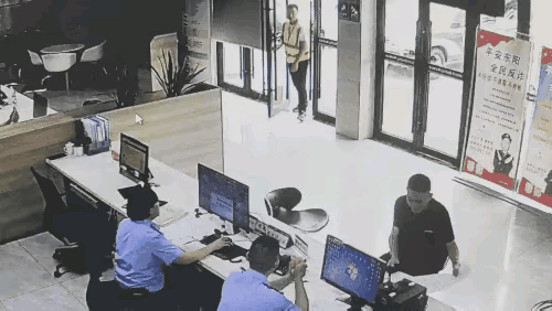 浙江一所长霸气回应：“我是所长，给你特批！”“这个午觉是我睡得最舒服的！”派出所