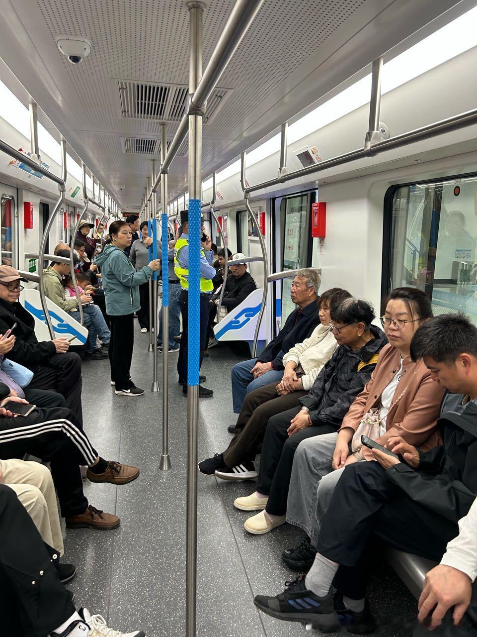 武汉地铁【武汉地铁12号线武汉地铁大环线首班车】武汉地铁12号线一期工程将于
