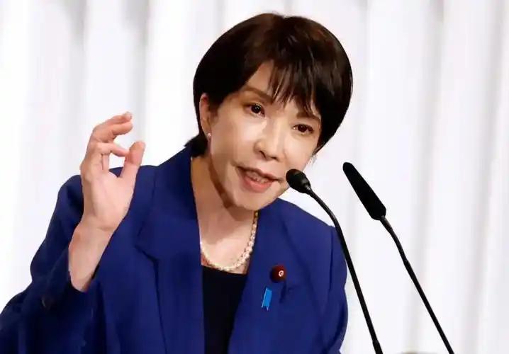 低头求和？高市早苗后悔死了！ 日本跟风美国制裁俄罗斯，结果中东一乱，能源断供
