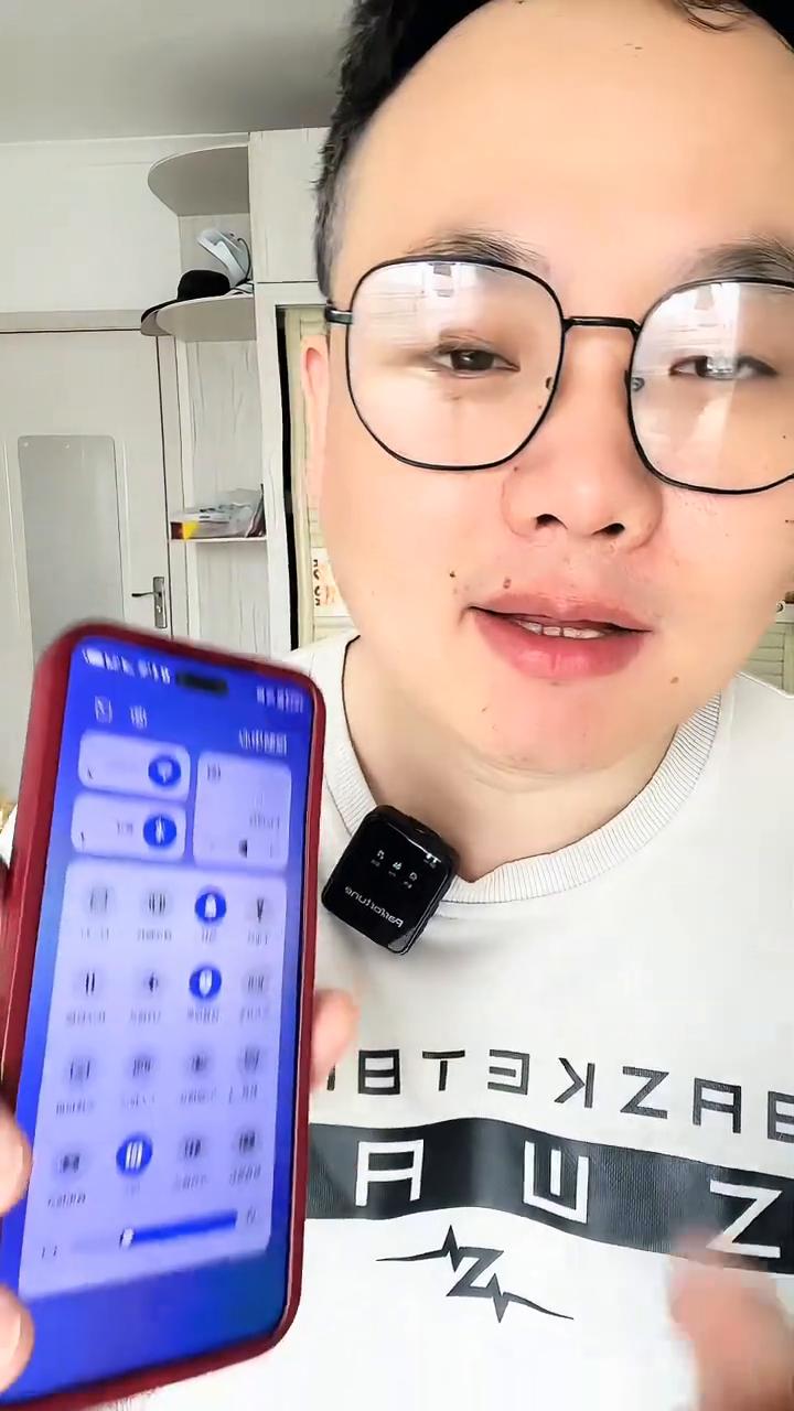 手机的飞行模式竟然有5个妙用。手机里的飞行模式相信大家再熟悉不过了，很多人都以