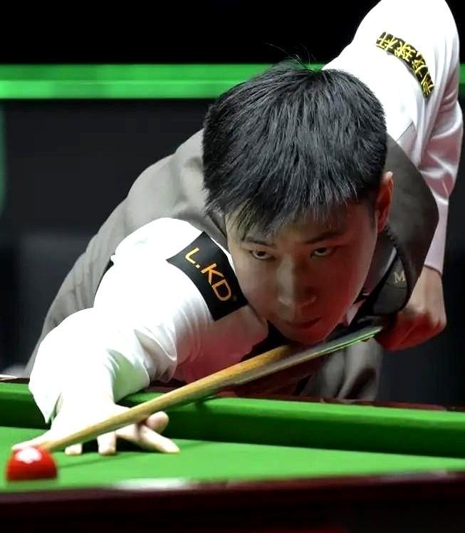 斯诺克世锦赛的盘口一开，所有人都下意识去找那个熟悉的名字，丁俊晖。数据刷出来，