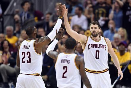 骑士赢球因素: 泰伦卢改变战术助赢球詹姆斯找