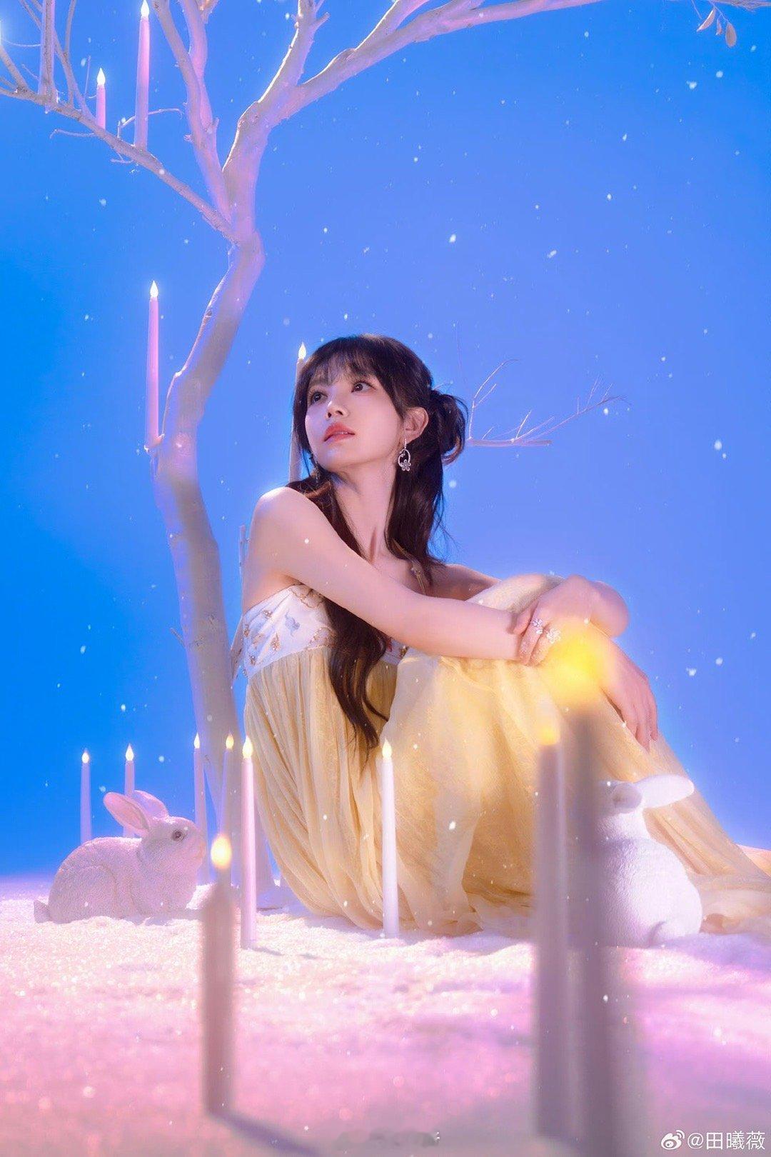 田曦薇田曦薇中秋营业好美好灵动🐰​​​