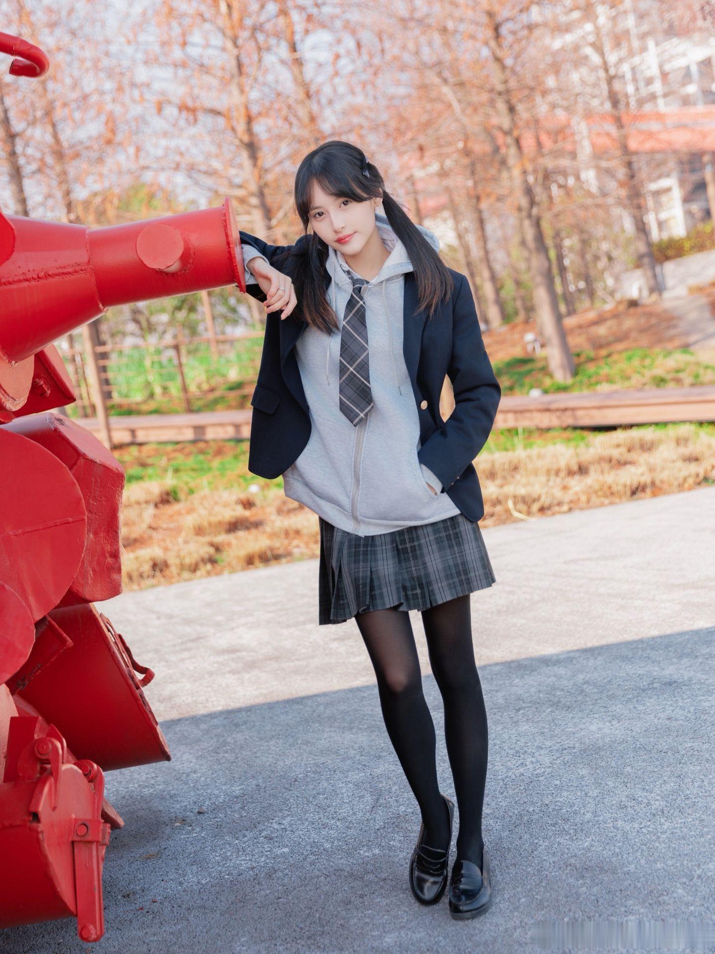 阳光下的JK少女~
