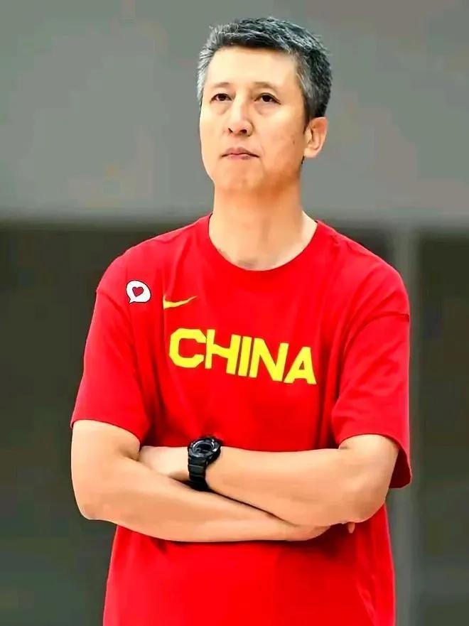 这三大球员没有入选男篮大可惜了…1第一个最可惜的球员---赵睿在当今男篮，