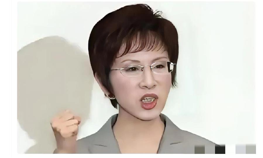 刚刚，洪秀柱喊揭竿起义洪秀柱近几日发声了，这次不是像以前那样喊口号，而是谈