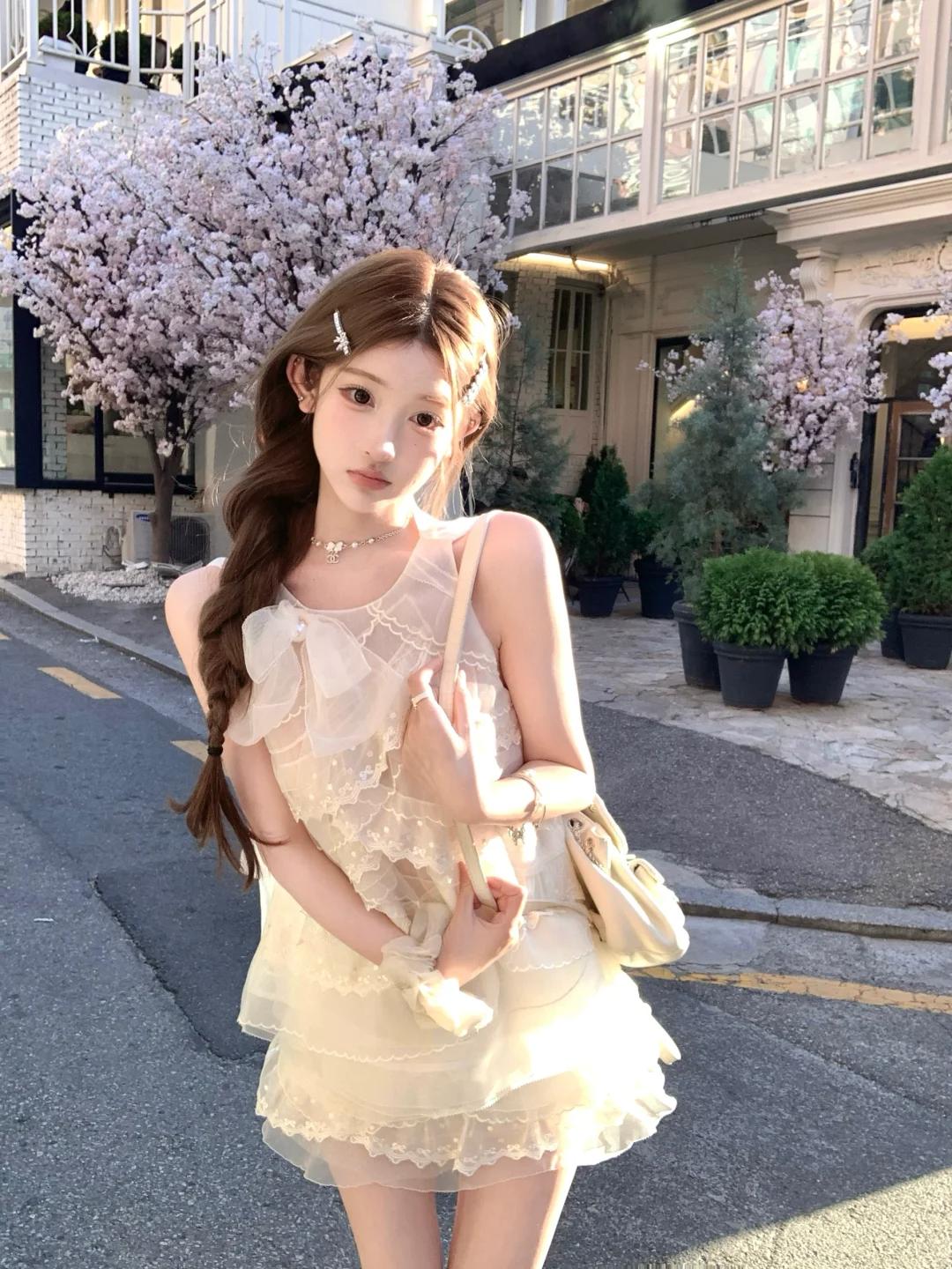 🌸‧₊˚ꕤ𝐒𝐚𝐤𝐮𝐫𝐚₊樱花树下站谁都美首尔的樱花季太好拍了