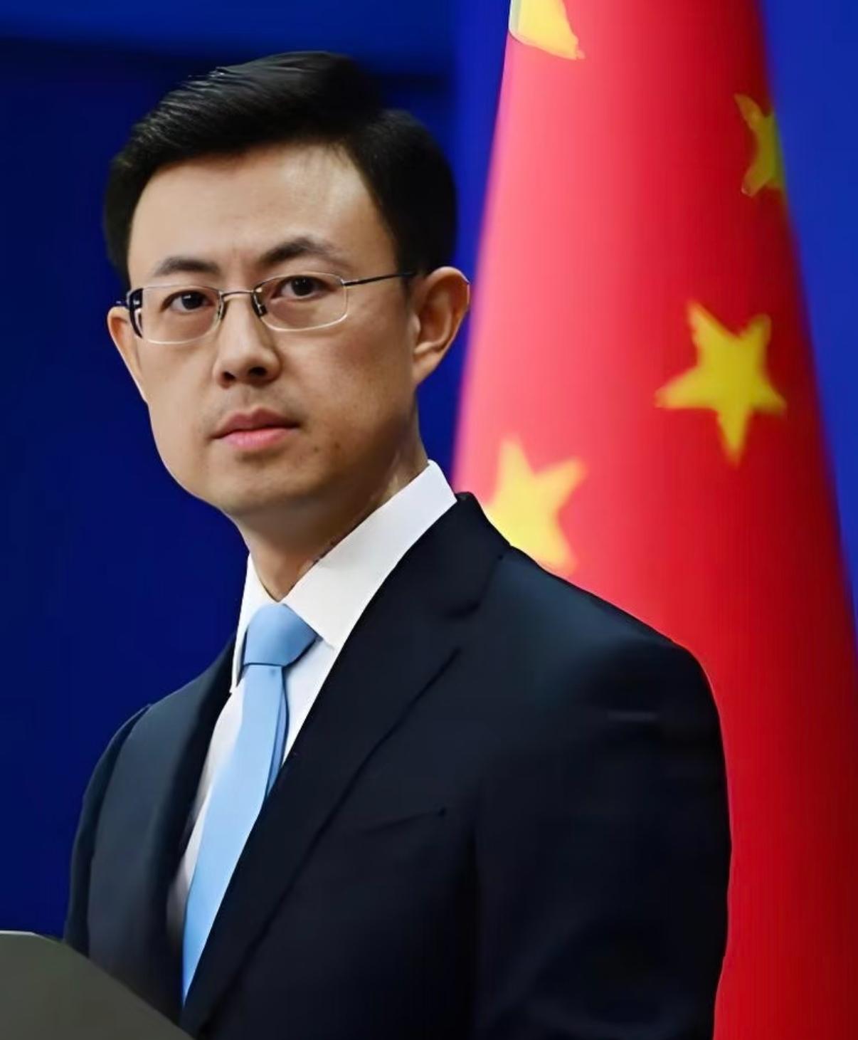 小马科斯现在这个姿态，就是太把自己当回事了！黄岩岛的事，没有什么可讨论的空间