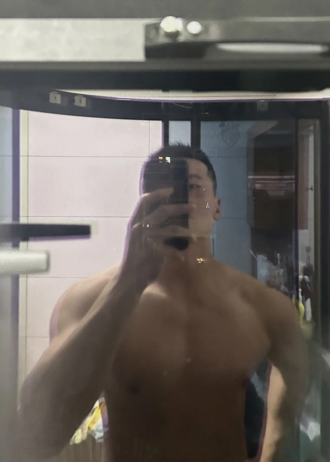 180 80kg｜浴室自拍谁不会