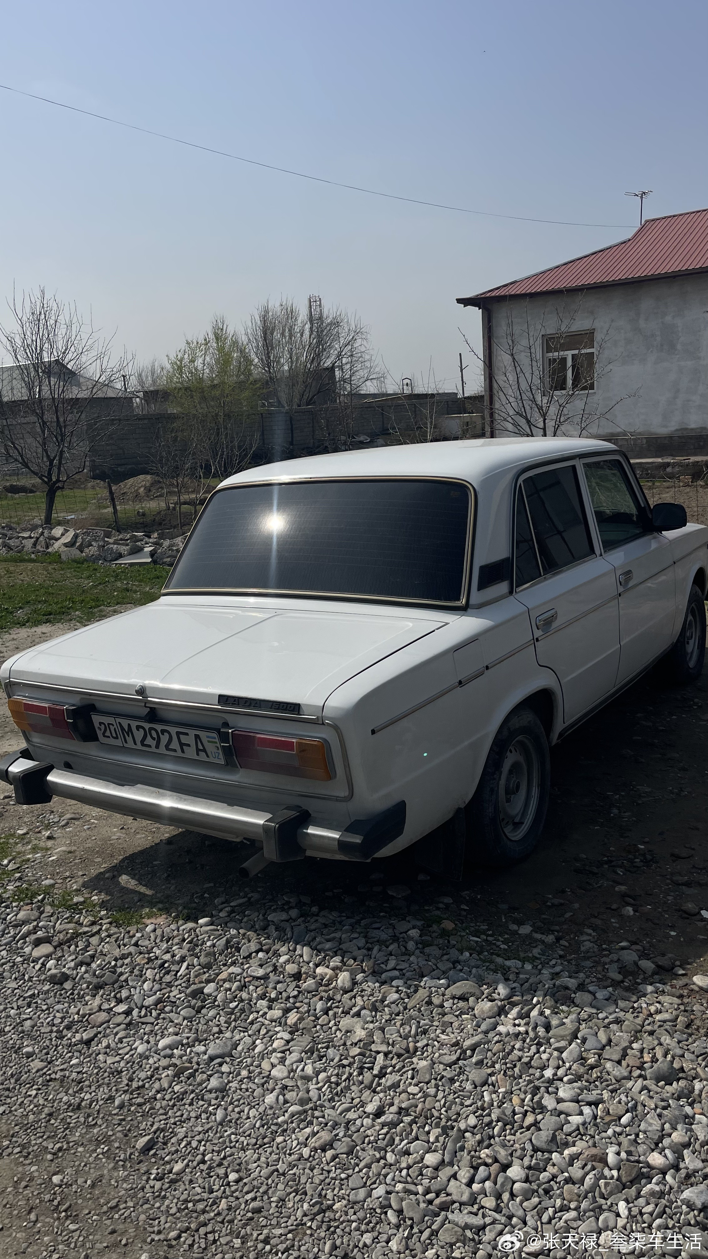 这个小车，还不错哦。虽然年事已高，但依旧能跑拉达拉达尼瓦