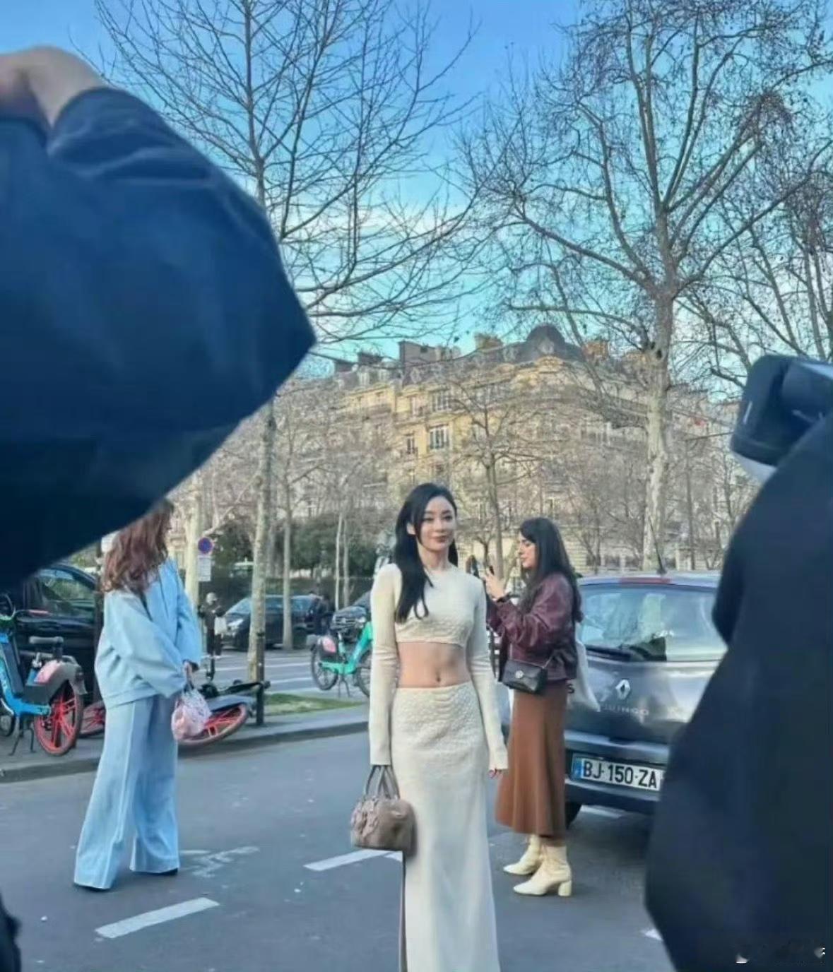 袁姗姗现在这么漂亮可惜不如以前火了啊不是于正的御用女主吗？