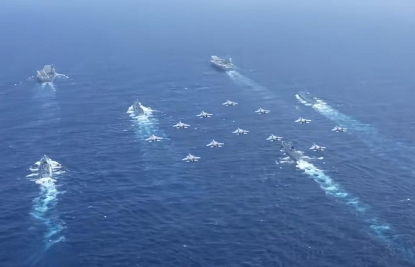 作为长期关注全球海军动态的西方观察者，最近中国海军的动作让整个西方防务圈都陷入了