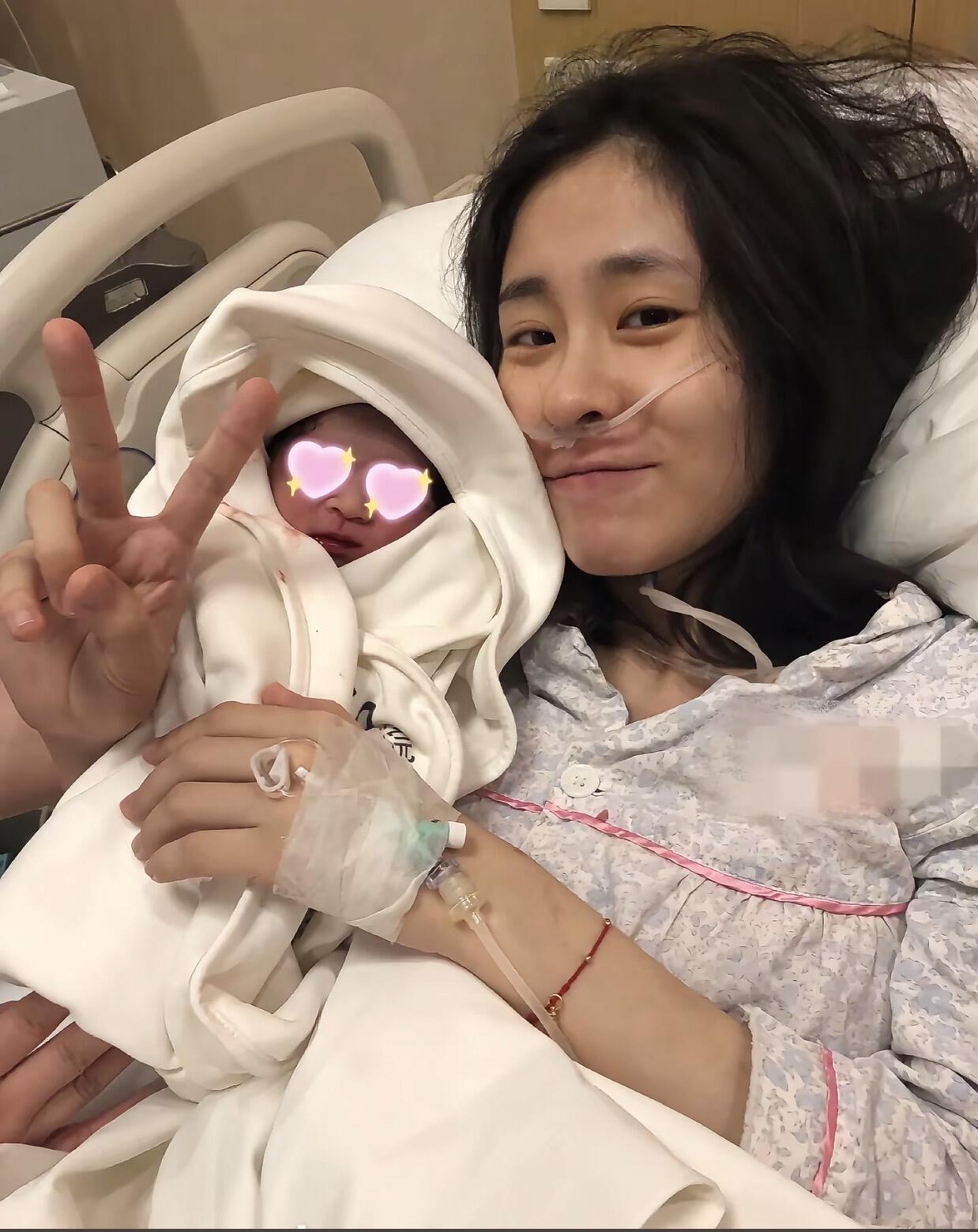 👧基本背景女儿小名Judy（华迎辰），2019年出生，早产7周、仅3斤
