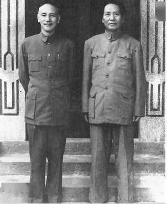 毛主席的文字厉害在哪里？陈布雷吐露一句话，蒋介石听后冷汗直流。毛主席仅用一首词，