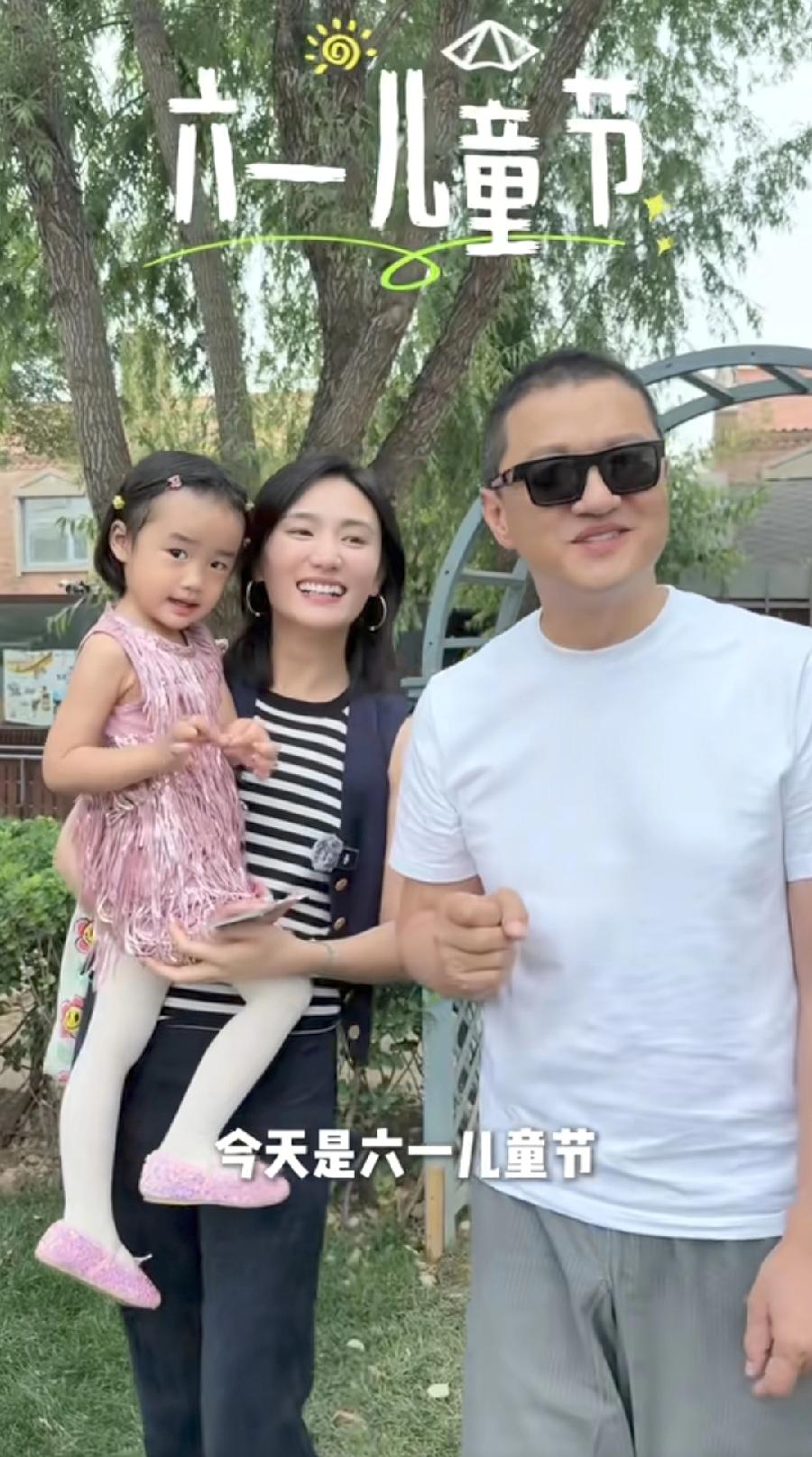 李亚鹏与海哈金喜，突然官宣离婚了！春节过年时，两口子还去海哈金喜四川娘家过年呢，