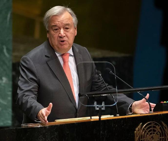 凭啥惯着联合国？美国欠费它撑腰，中国交钱它装傻！联合国的会费年年要交。