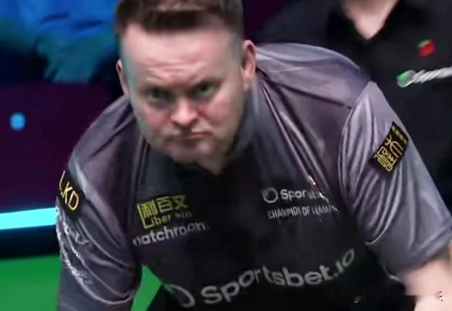 中国球员难得赢一回肖恩墨菲，可惜却是冠中冠。刚刚结束的一场冠中冠对决中，我国选