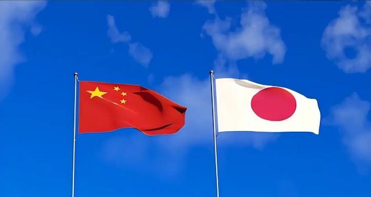 中日若开战，将是地狱模式！全球终于清醒了：中国这次不是在演戏，是真敢打！不像俄乌