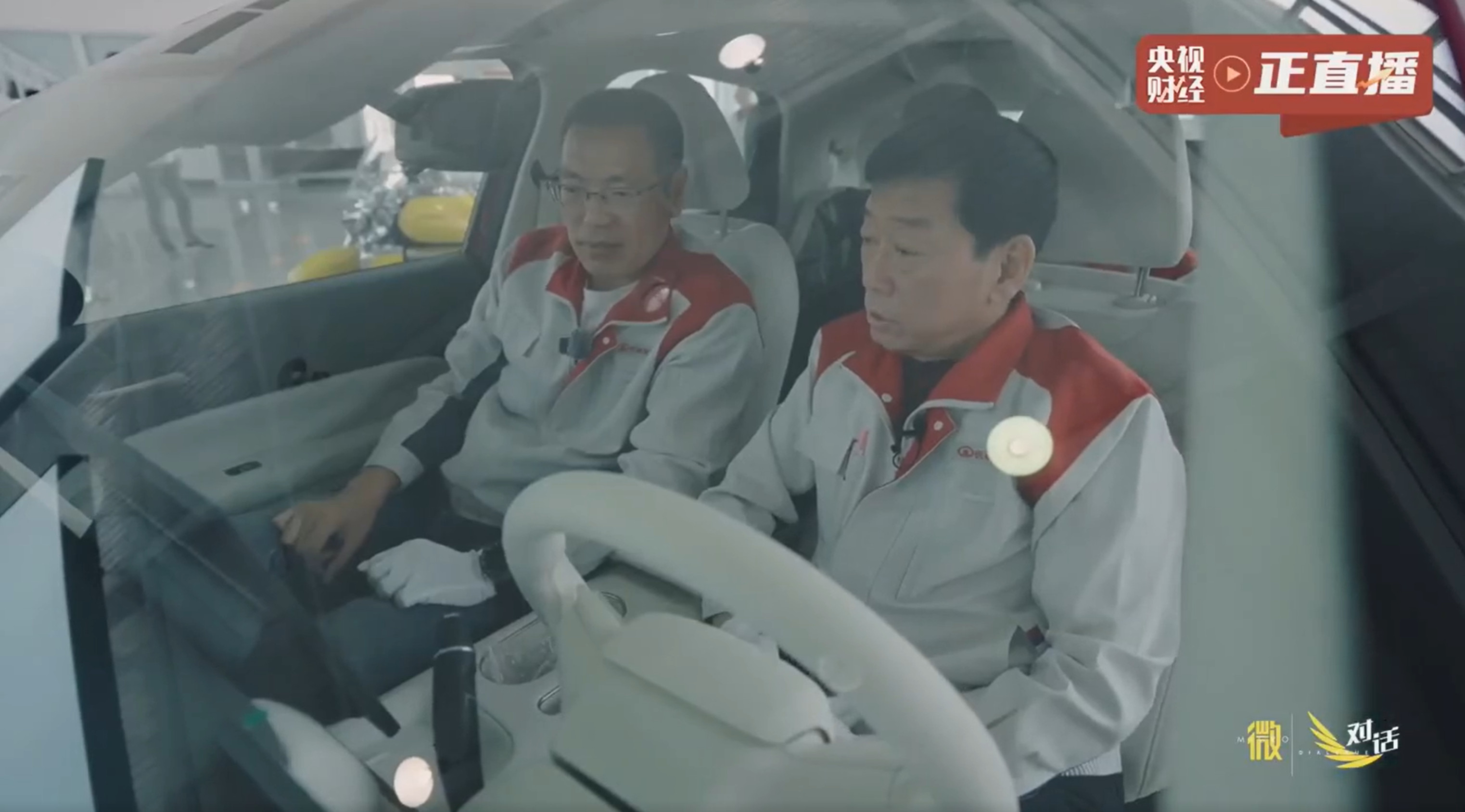 看了央视对魏建军的采访，我发现长城汽车这21年雷打不动的评车会，真不是作秀。老魏