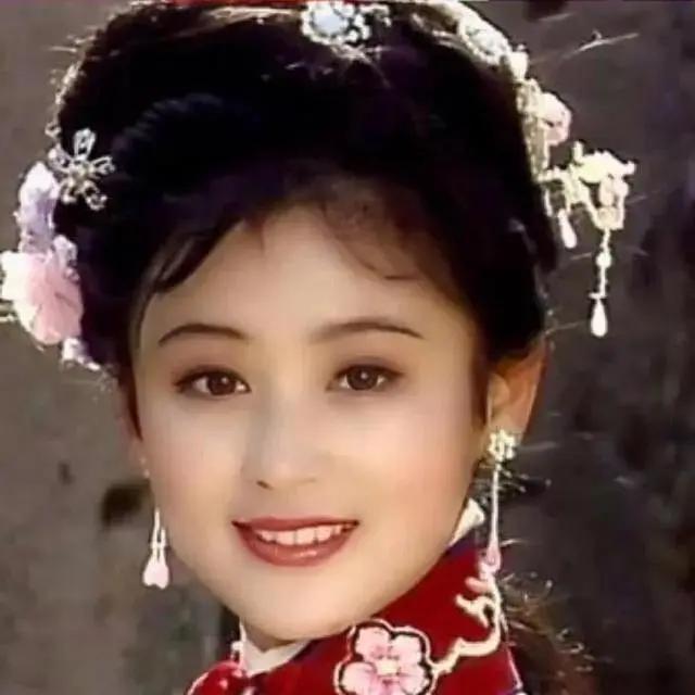 陈红最美时究竟美到什么地步？年轻时的陈红，是内地古典美人的标准答案，无滤镜原生