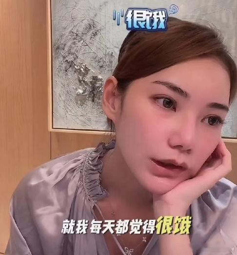 马筱梅孕期日常：肚子很饿，吃了又吐,看来是正在难受的阶段，孕妈果然不容易。评论