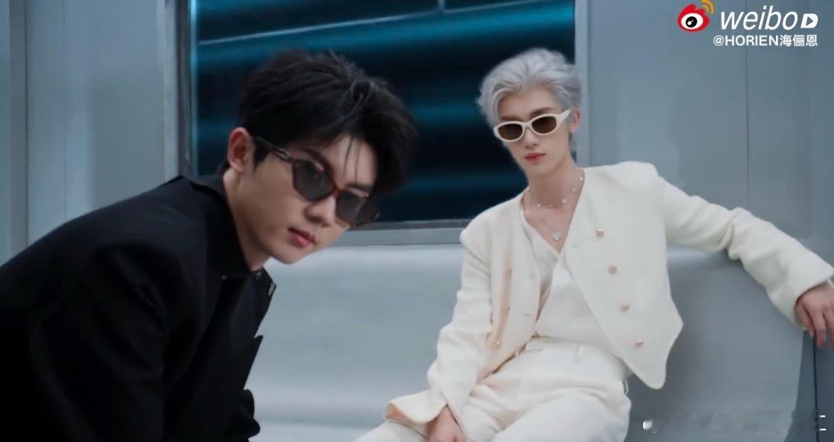 卧槽ksbsksbwnwkwbwvjwwb