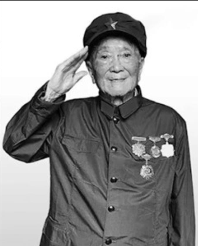 1979年，成都。开国中将廖汉生在一次军区视察中，突然提出要见一位副部长，这个人